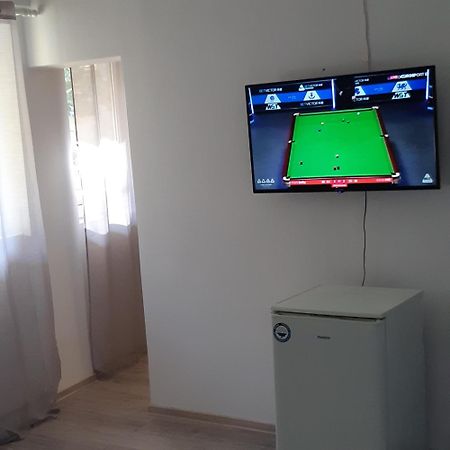 ホテル B＆B デュオ カフェ ブカレスト エクステリア 写真