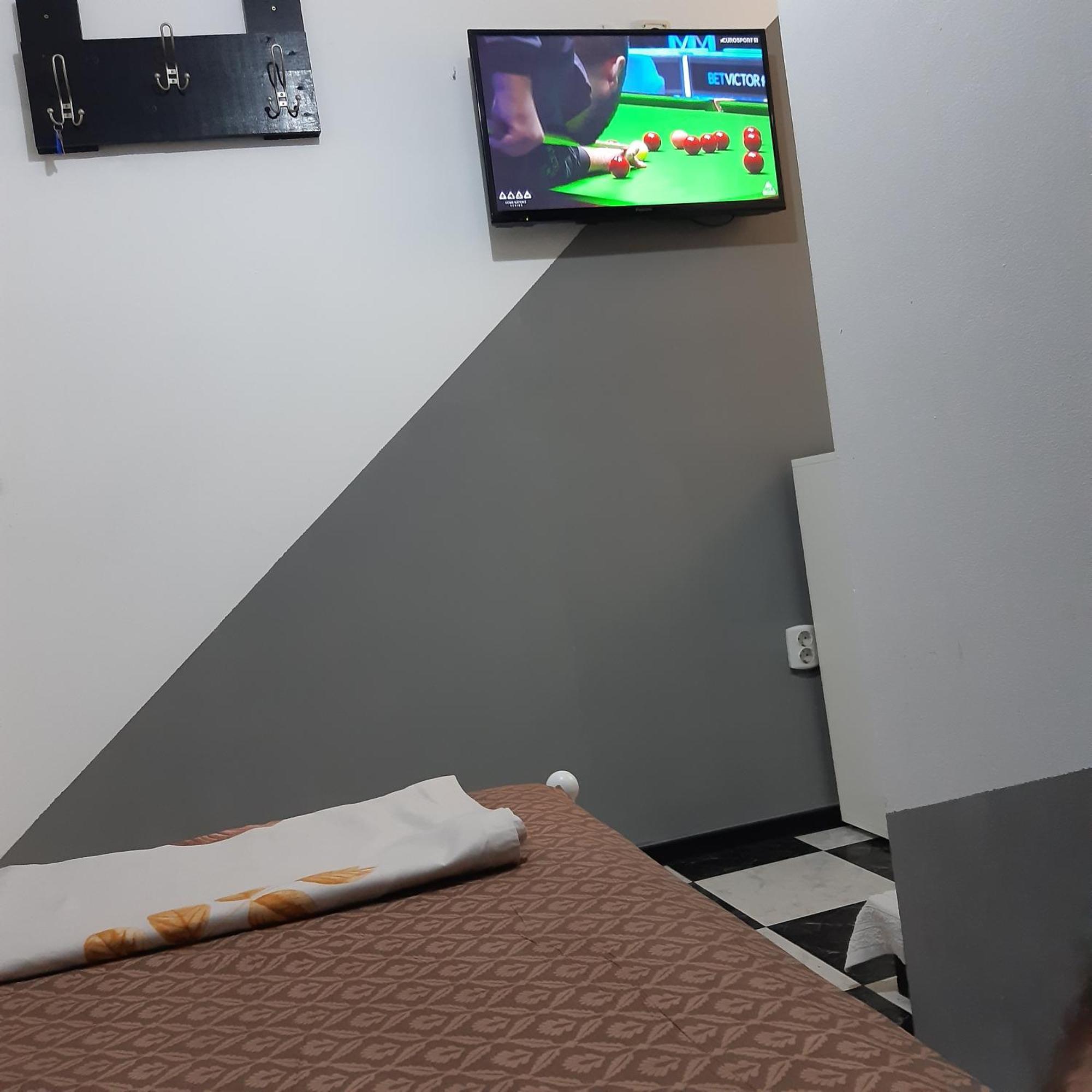 ホテル B＆B デュオ カフェ ブカレスト エクステリア 写真